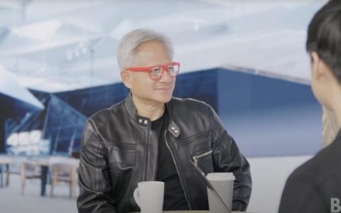黄仁勋最新访谈：英伟达投资OpenAI不是签署大额订单的前提