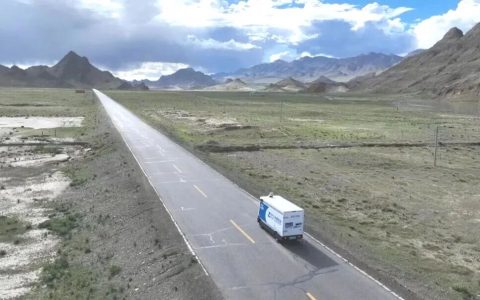 无人车火热吸金85亿，邮政顺丰释放万台需求