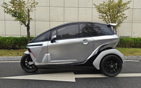 用AI改造传统出行，这家公司推出万元级智能三轮车 | 涌现NewThings