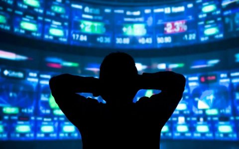 当华尔街不看好AI：5.6万亿市值蒸发后，中美算力战与商业化破局