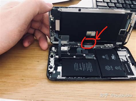 苹果充电显示有液体充不上电怎么回事？iPhone液体检测无法充电解决方法